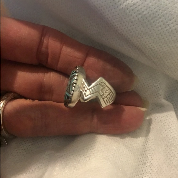 Roderick & Marilyn Tenorio SS Gemstone Inlay Ring - Picture 14 of 16